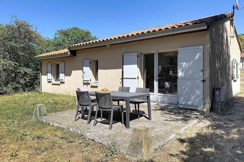 Camping Moncontour Active Park 2-Bedroom House - 6 people