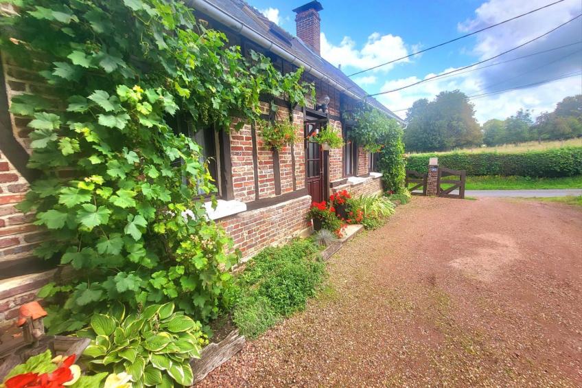 Charmantes Ferienhaus in idyllischem Dorf - Beau Village