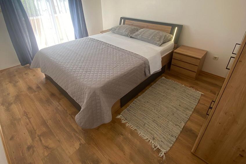 Apartments Danijela & Vlado - Three Bedroom Apartment With Balcony and Garden View - foto 8