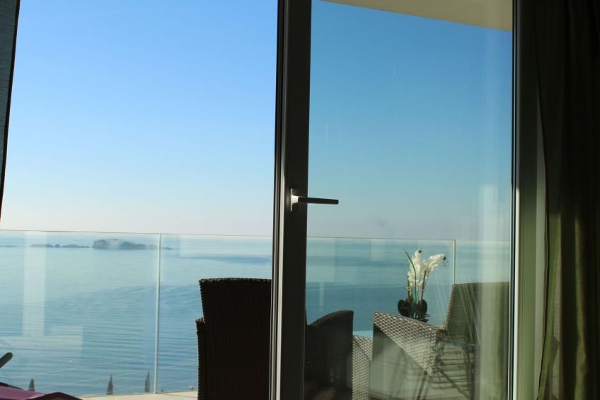 Gemütliche Ferienwohnung in Mlini mit Großer Terrasse