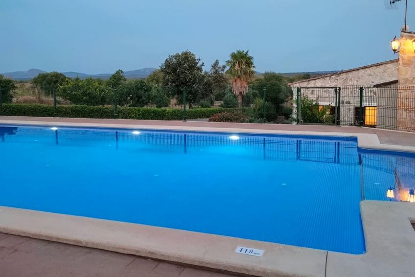 Finca mit großem eingezäunten Pool und Klimaanlage. - foto 19