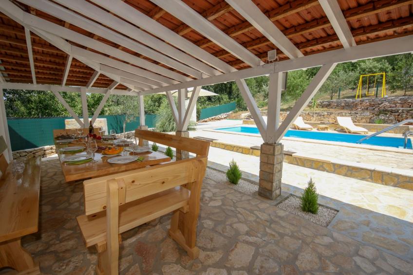 Gemütliche Villa Gabriel mit Schwimmbad - foto 7