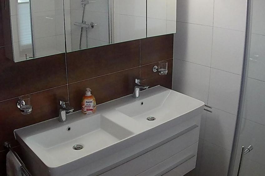 mit komplett eingerichteter Küchenzeile im Wohnraum - foto 4