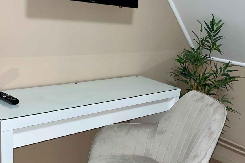 Vakantiewoning met moderne meubels, WiFi en airconditioning - BF-CPZ7M - foto 10