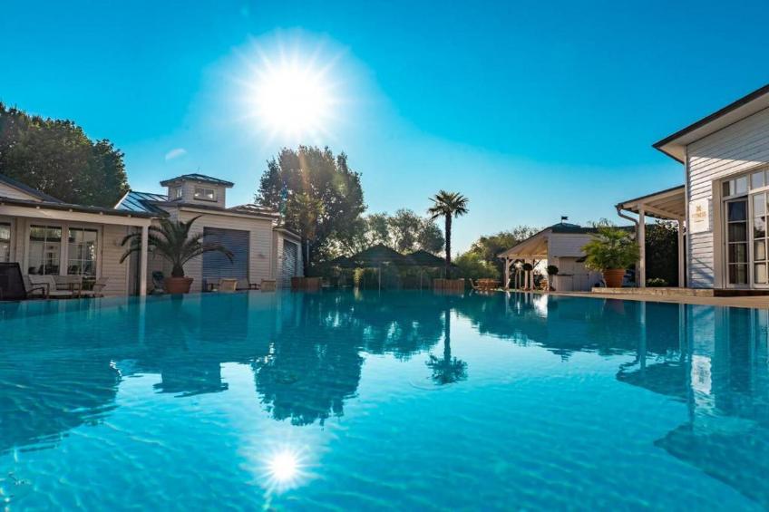 Apartment with Balcony - foto 4