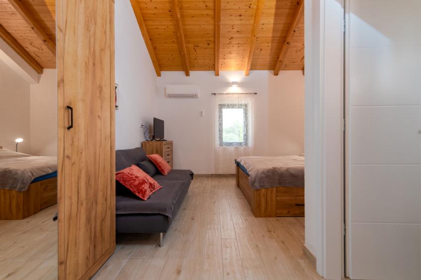 Apartment Varos 2+1 with shared pool - foto 26