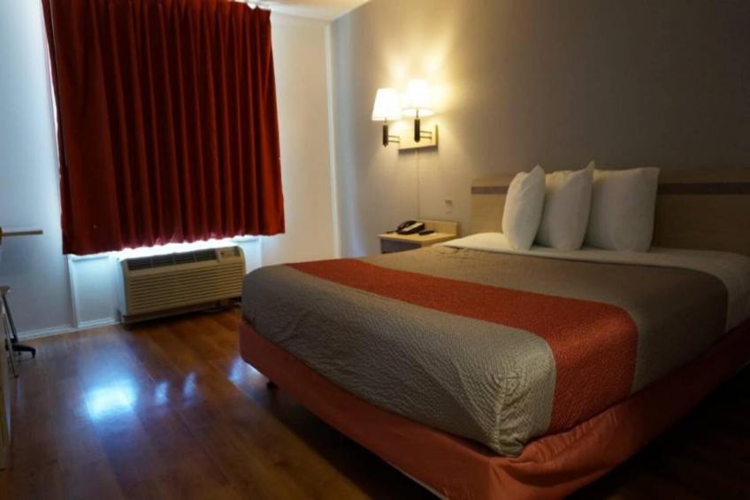1 King Bed - foto 6
