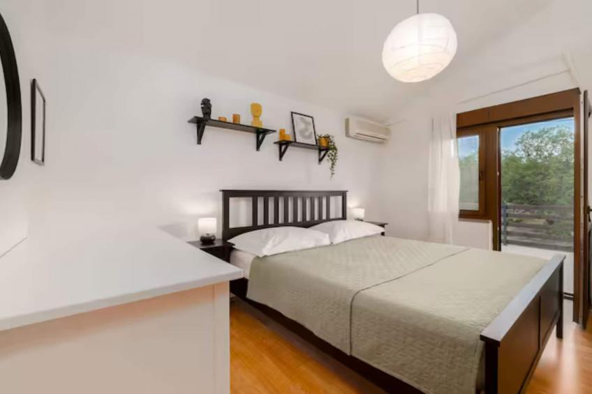 Villa Mima Pool Retreat - Five Bedroom Villa With Pool - foto 13