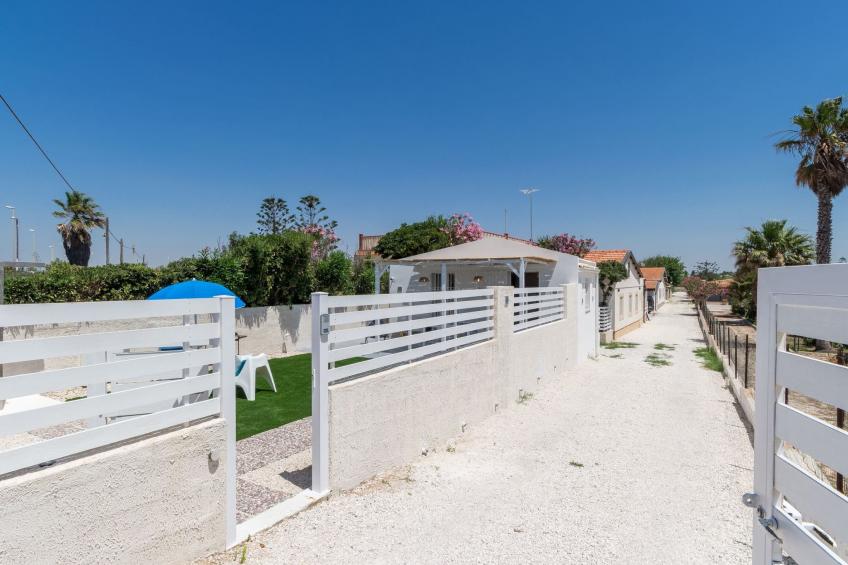 Oneiro, Unterkunft am Strand mit großer Terrasse - foto 29