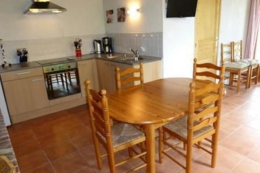 Gemütliches Steinhaus mit toller Sonnenterrasse inmitten von Feldern und Wiesen - foto 7