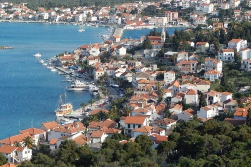 Großes, strandnahes Ferienhaus in Podglavica - foto 24