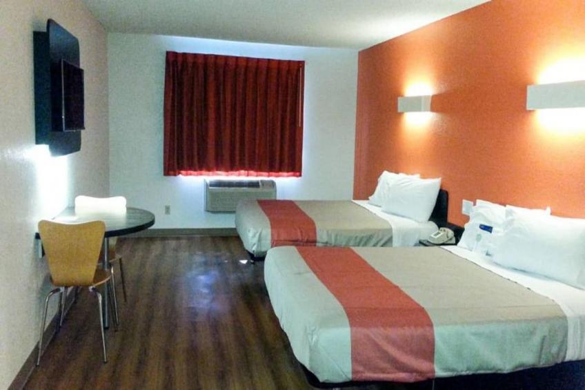2 Queen Beds  Non-Smoking - foto 8