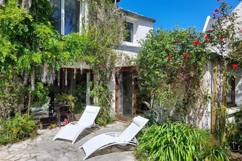 Großes Familienhaus mit schön angelegtem Garten - foto 36