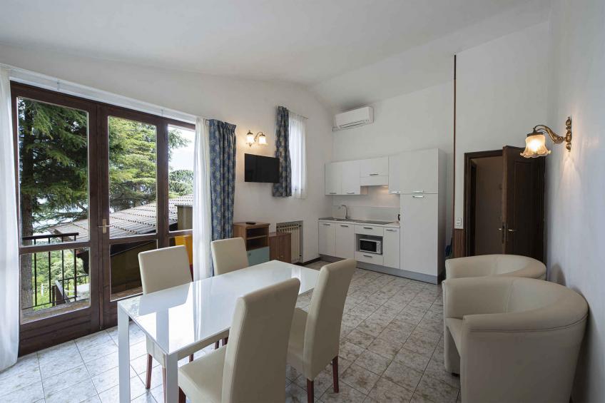 Holiday apartment with balcony or terrace, air conditioning and pool - BF-YD8VF - foto 13