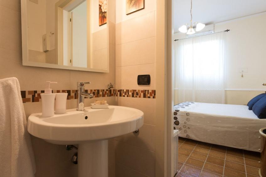 Angenehmes Haus mit privatem Pool - foto 38