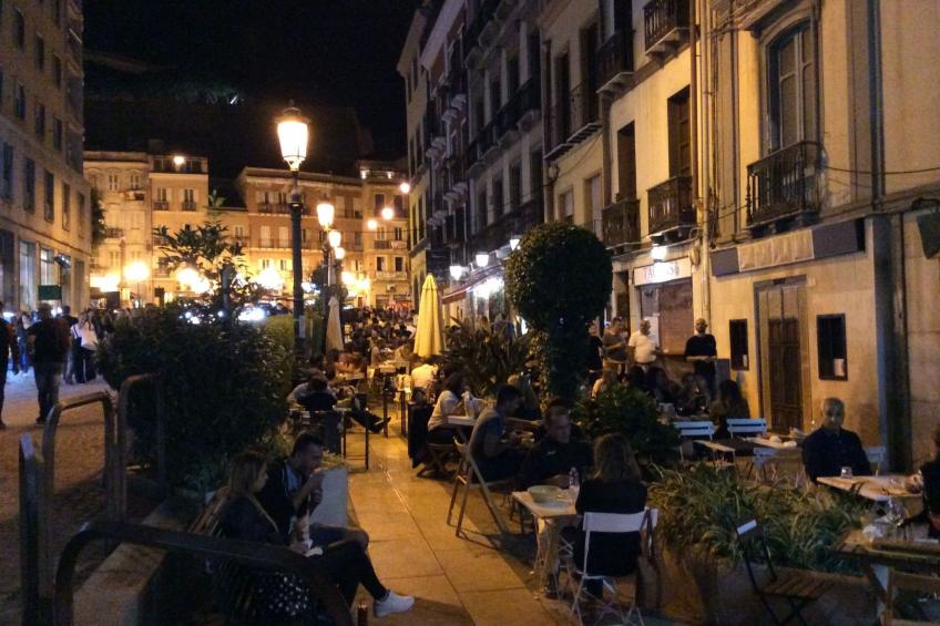 mit Balkon - foto 18