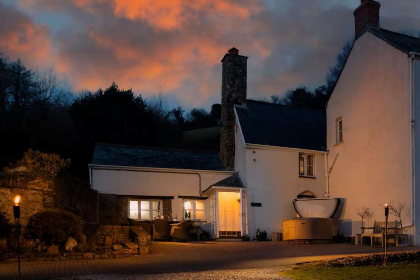 Coulscott Farmhouse