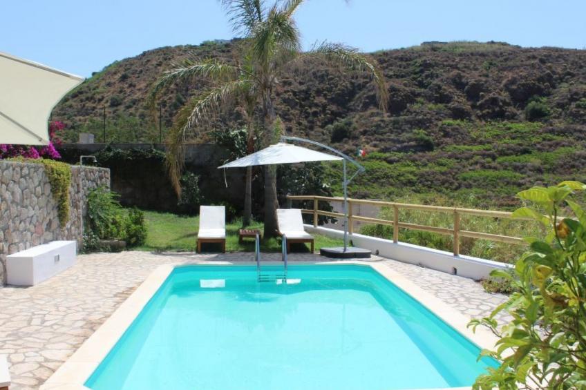 Ausgezeichnete Villa mit Schwimmbad, Panoramaterrassen - foto 15