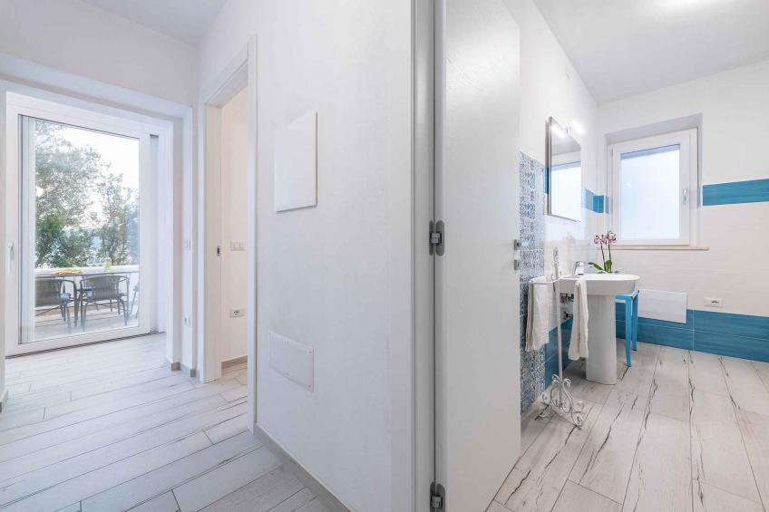 Vakantiehuis met wasmachine, balkon en terras - VW-YWV8V - foto 18