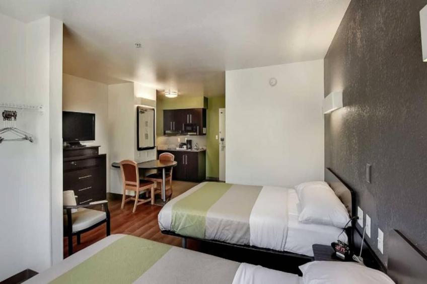 2 FULL BEDS  SMOKING - foto 15