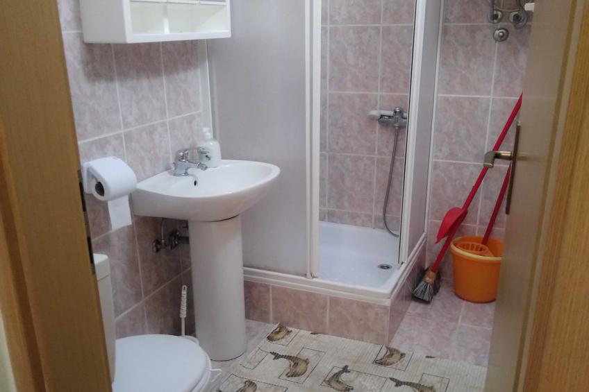 Bright and Modern: Fully Furnished Krk Apartments with Private Parking - Two Bedroom Apartment - foto 4