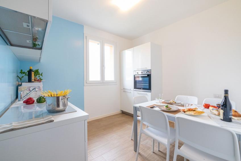 Wohnung mit Balkon - foto 8