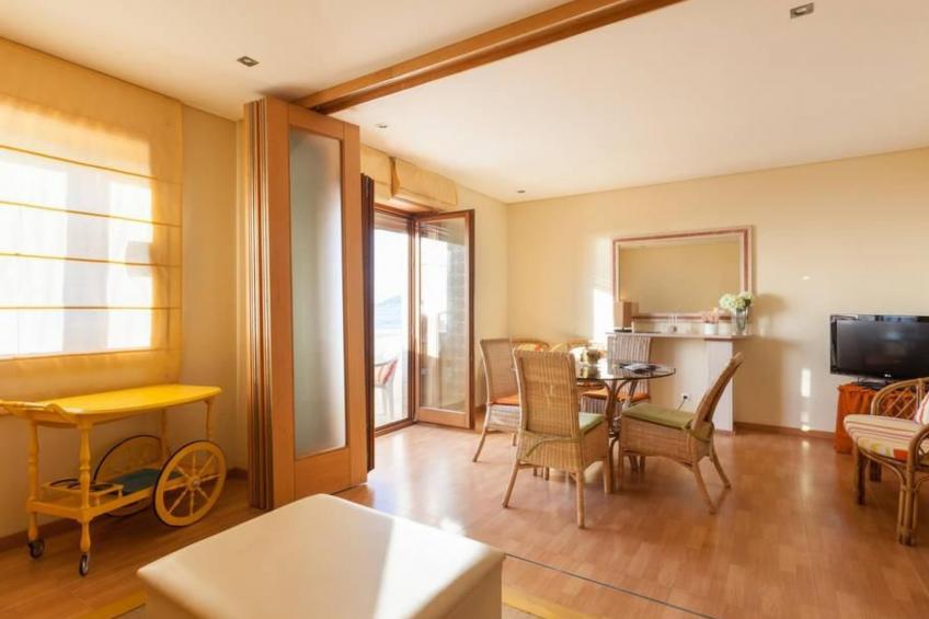 Wohnung "Juste Au" über dem Meer