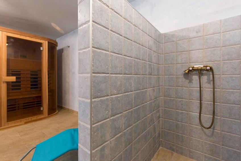 Villa with air conditioning and outdoor pool - BF-HGDR3 - foto 28