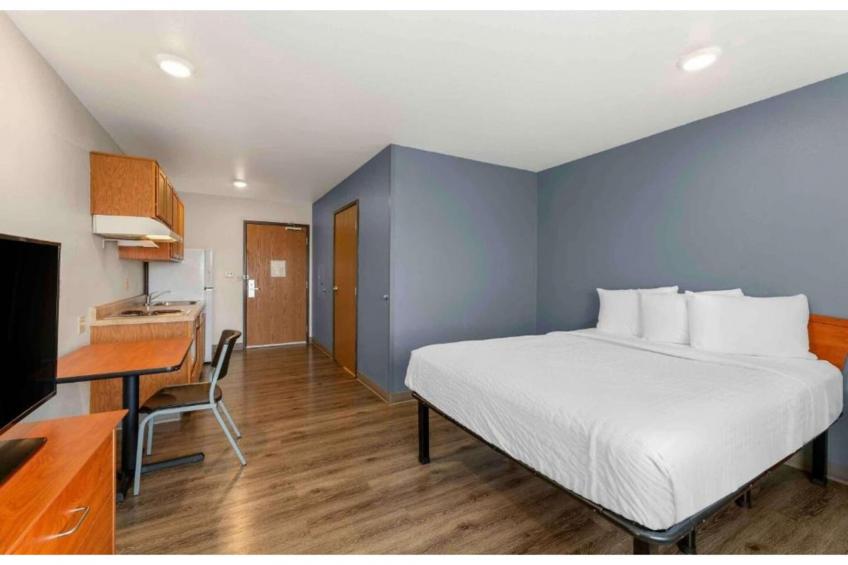 2 Full Beds  Non-Smoking Kitchen - foto 8