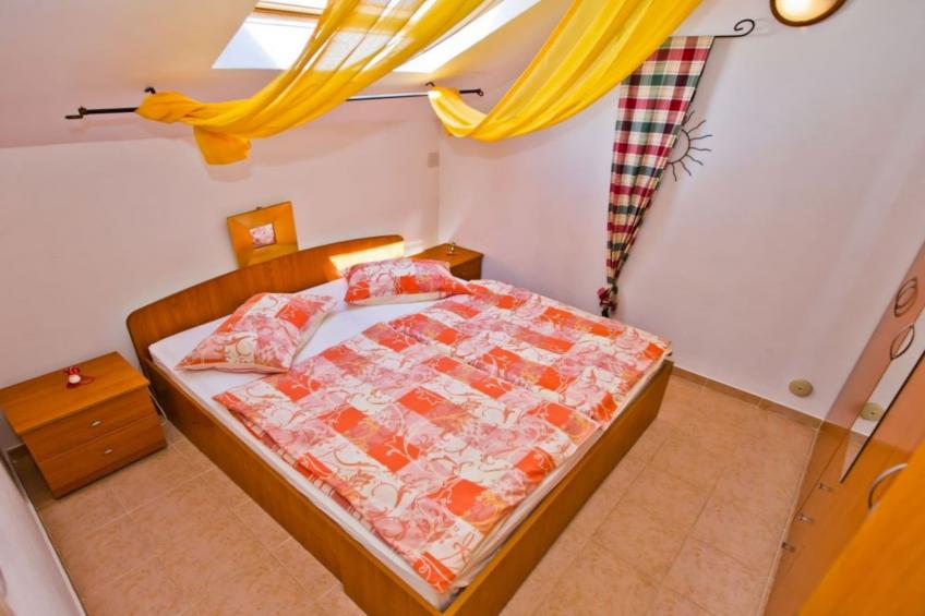 Charming and Sunny Hvar Apartments - One Bedroom Apartment with Balcony (owner 6) - foto 17