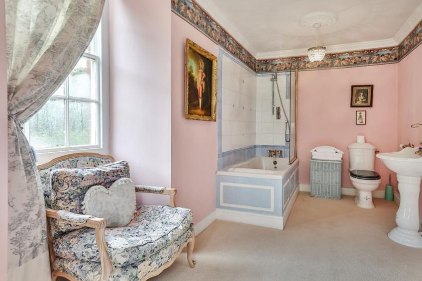 Walcot Hall - foto 70