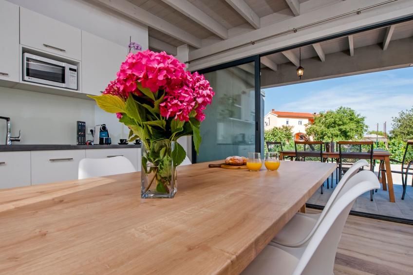 Vollständig freistehende Designervilla mit Infinity-Pool - foto 11