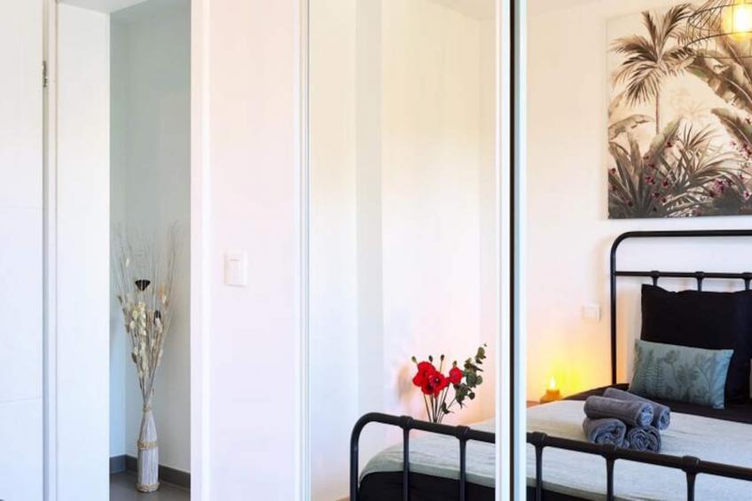 Dans Les étoiles - 2 Chambres Proche Centre Ville Avec Parking Inclus - foto 19