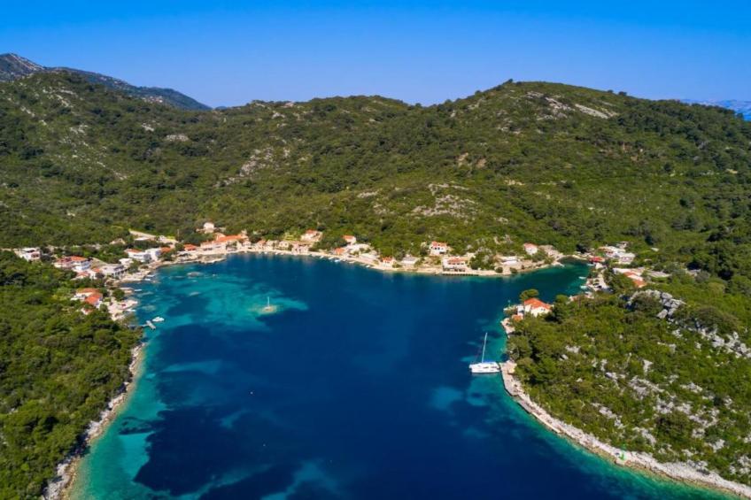 Apartments Franka Saplunara-Twin Room with Terrace and Sea view  No1 - foto 19