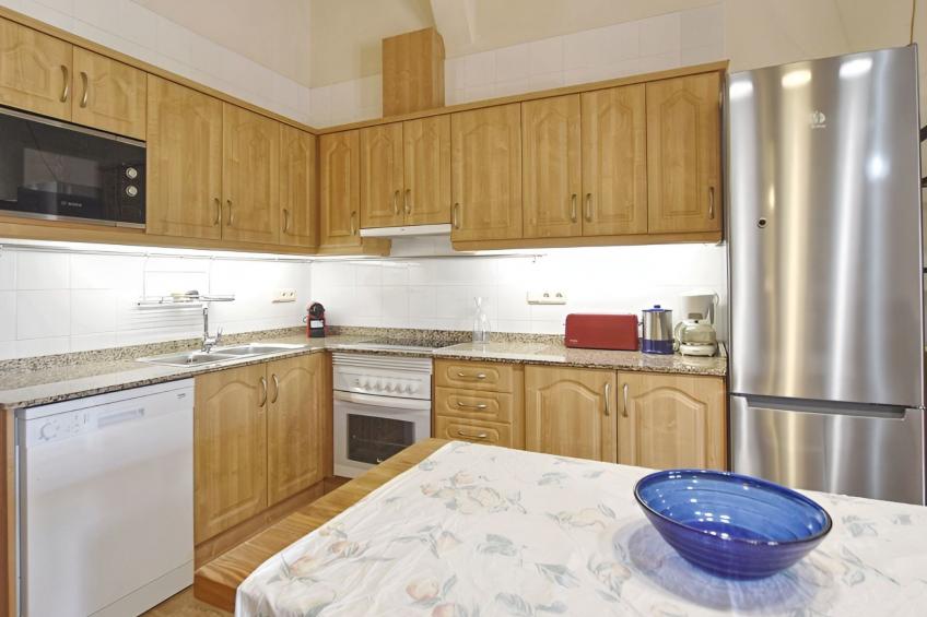 Finca mit großem eingezäunten Pool und Klimaanlage. - foto 29