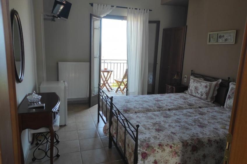 Mylos Trikeri - foto 12