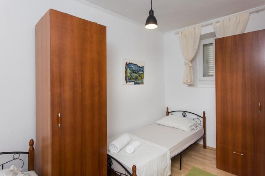 Apartment Hladilo Nostalgia - Comfort Two-Bedroom Apartment with Terrace and Partial Sea View - foto 10