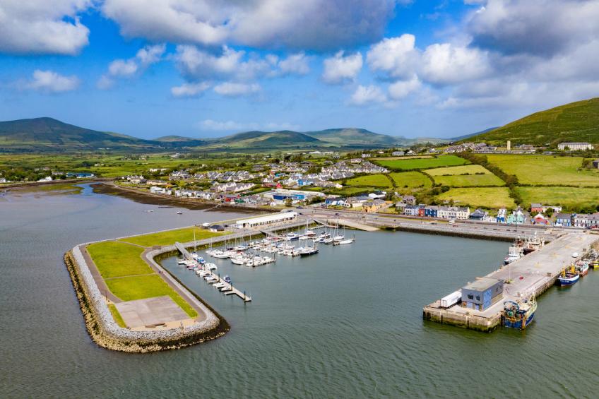 Dingle CY (TR4) - 3 Bed NO 2 - foto 12