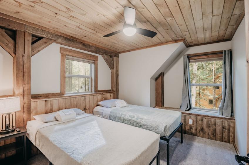 Neues modernes rustikales Haus mit AC, Whirlpool, Haustiere OK - foto 14