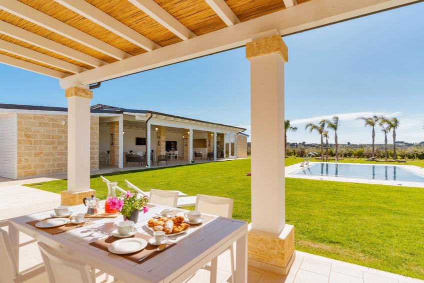 Haus in Casarano mit Außenhof - foto 5