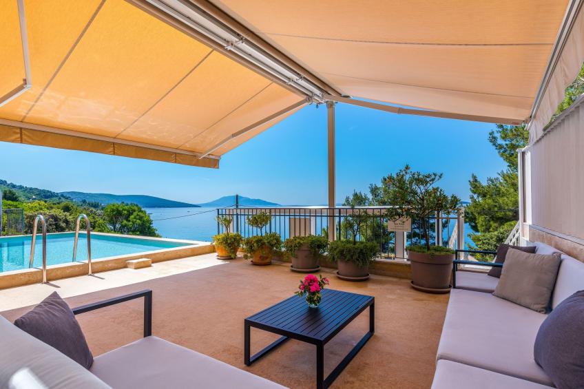 Geräumige, luxuriöse 5-Ferienvilla mit Meerblick, eigenem Pool und großer Terr - foto 5