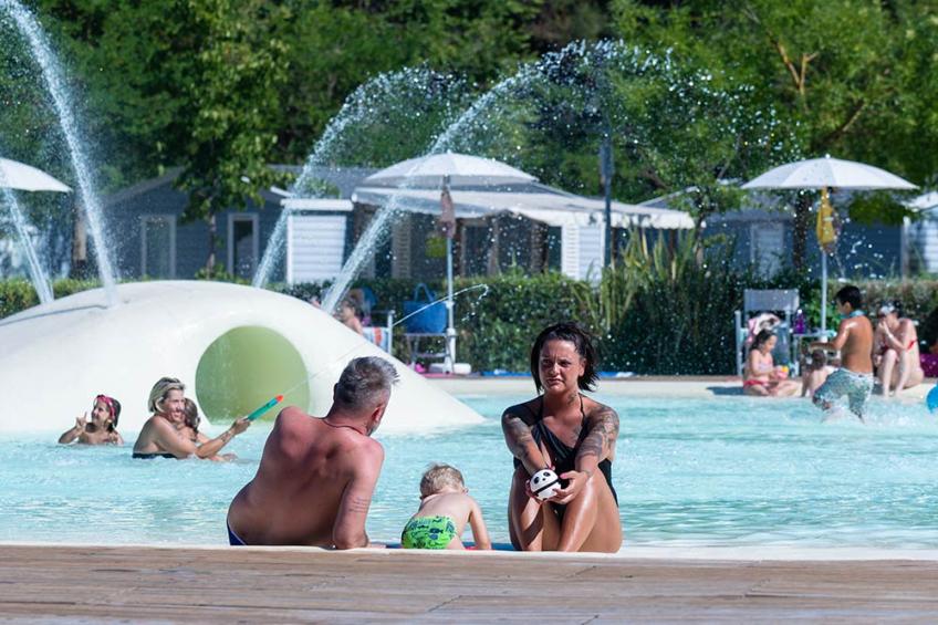 Camping Village Pineta Sul Mare - Cesenatico Mobilhome Luna - foto 7