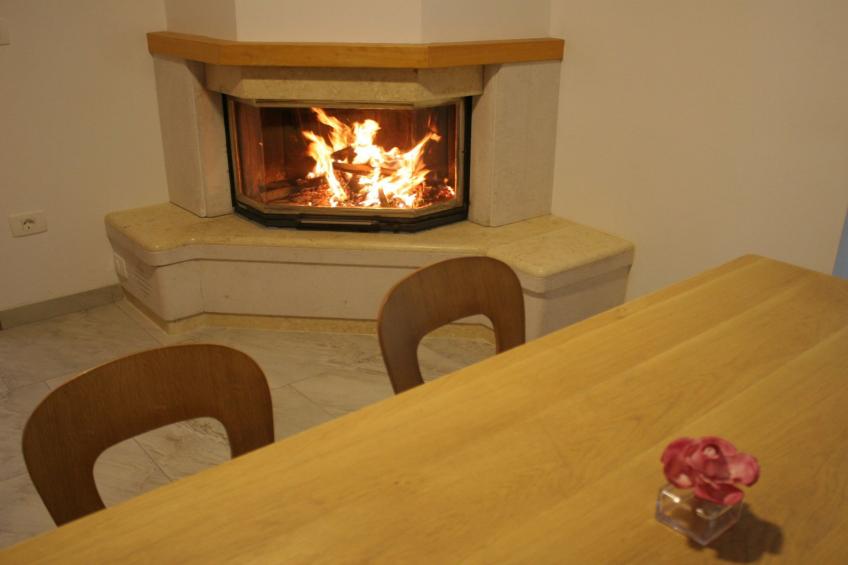 Riverside Rustic Ridge Apartments with Balcony - Three Bedroom Apartment with Balcony - foto 6