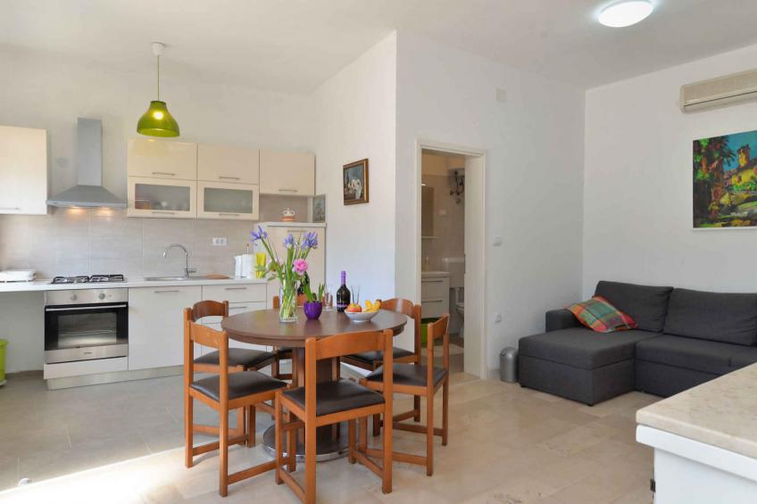 Holiday home with swimming pool on traditional property - BF-XFY94 - foto 17