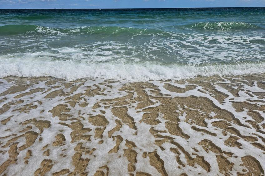 Eigentumswohnung am Strand mit privatem Jacuzzi und Pool - foto 28