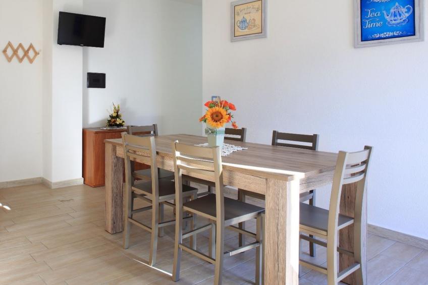 Anwesen mit Balkon - foto 4