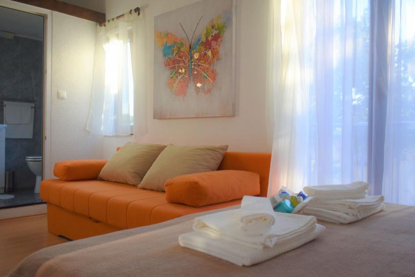 in Pavićini mit Grill, Terrasse und Garten - foto 43