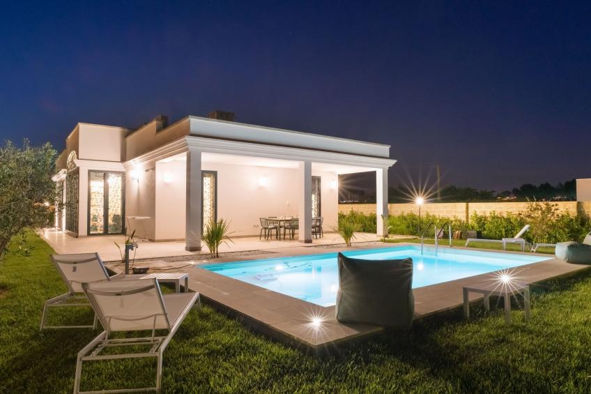 VILLA CLAUDIA - Exklusive Ferien zu Hause