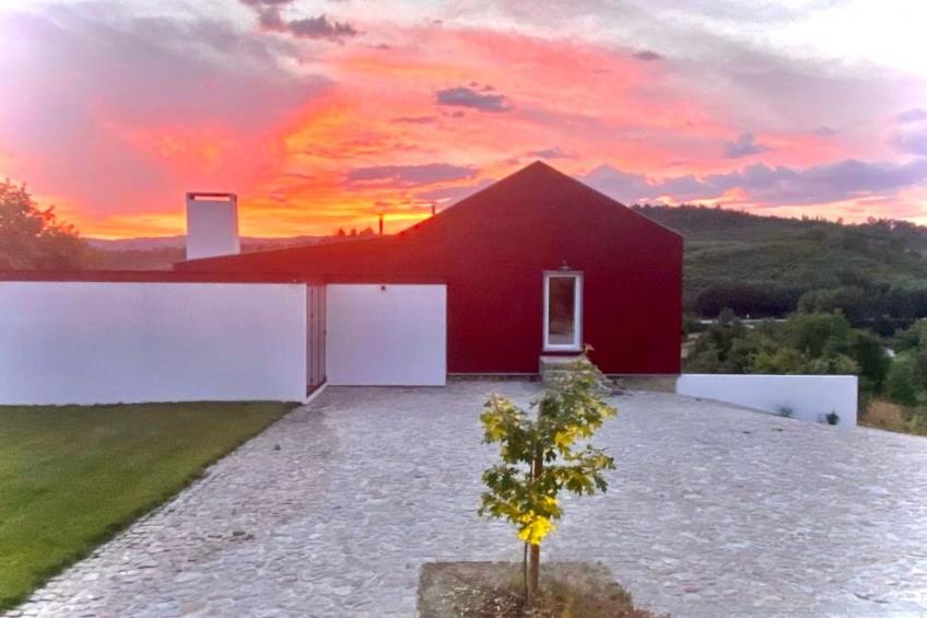 Haus in Vila Soeiro Do Chão mit privatem Parkplatz - foto 31