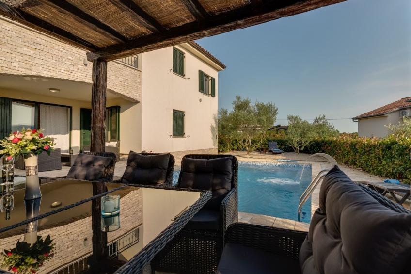 Villa "Oleandar" mit Schwimmbad und Meerblick - foto 14